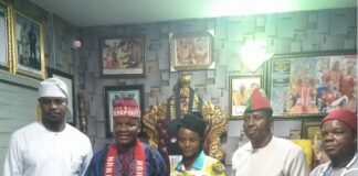 2023 Election: Eze Chika receives LP Gubernatorial Candidate, Gbadebo Chinedu Rhodes-Vivour as he seeks the support of Igbos in Ijegun.