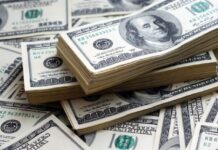 Despite substantial clearance of FX backlogs by CBN, Naira falls at black market