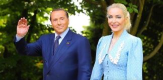 Italy’s former prime minister, Berlusconi, reportedly leaves €100 million to girlfriend in his will.