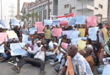 Lagos: Nigerian Food, Beverage, Tobacco Workers Protest, Say Over 500,000 On Verge Of Losing Jobs Over Ban On Sachet Drinks