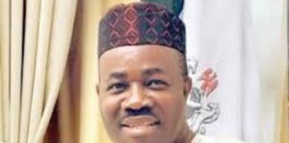 Akpabio donates N27m to fallen Police officers
