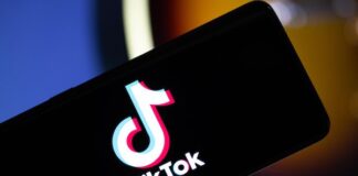 American billionaire seeks to acquire Tiktok amid moves to ban app