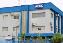 FCT residents criticize AEDC’s inefficiency, threaten to occupy company’s office