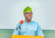 Oyo: Gov Makinde proceeds on annual vacation, hands over to deputy