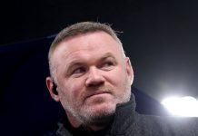 Rooney Criticizes Salah, Suggests Liverpool Bench Forward After Slot Comments